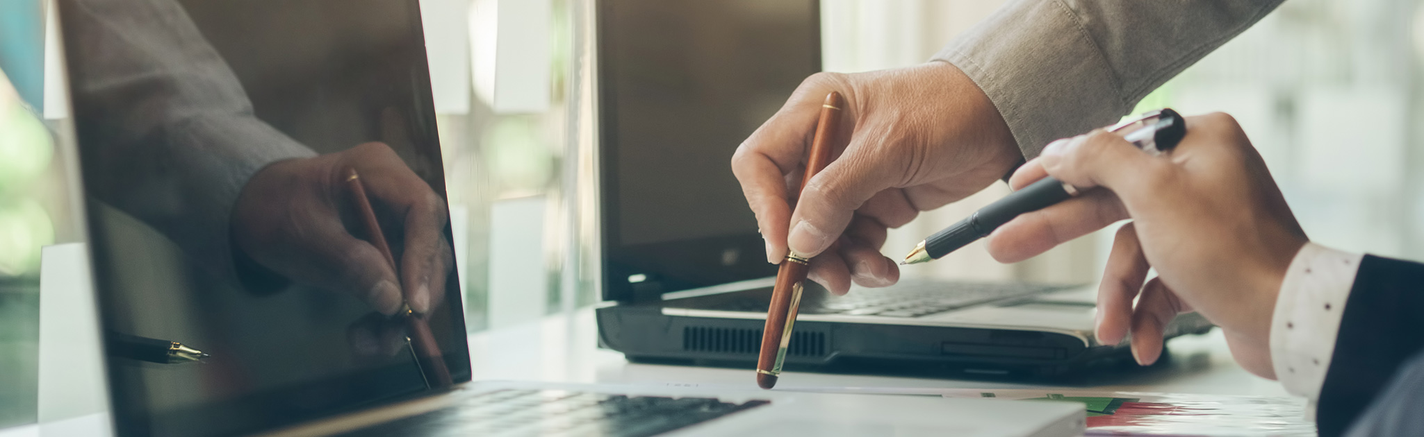 YOMIKOのビジュアル